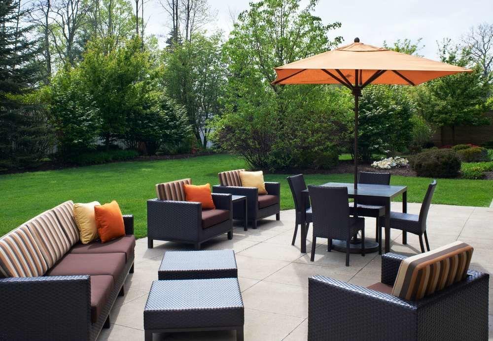 Courtyard Cleveland Airport South Hotell Middleburg Heights Exteriör bild